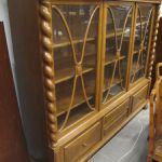 639 8211 DISPLAY CABINET